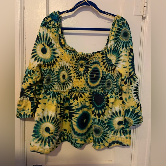 Terra & Sky Bell Sleeve Smock top NWOT - Picture 3 of 8